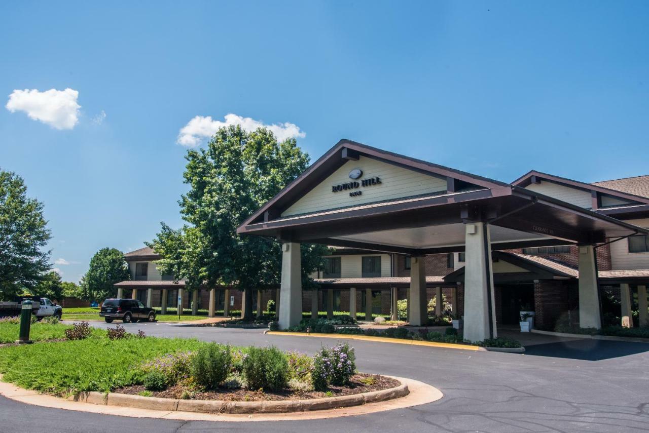 Round Hill Inn Orange Bagian luar foto